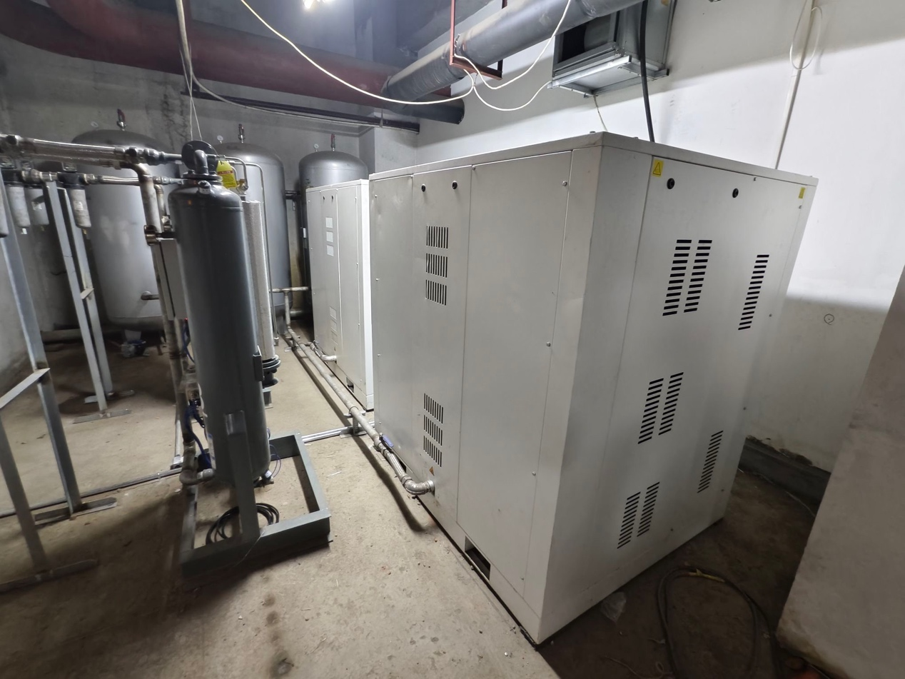 赫利亞斯HELIOSCROLL無油渦旋空壓機應用于貴州遵義某三甲醫院